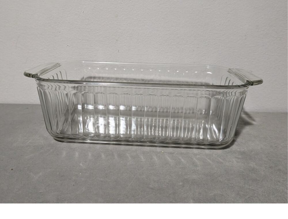 Pyrex 213-S Clear Glass Ribbed Loaf Pan 1.5 QT Sculptured Bread Baking Dish